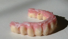 résine rose dentaire fabrication dentier prothèse 