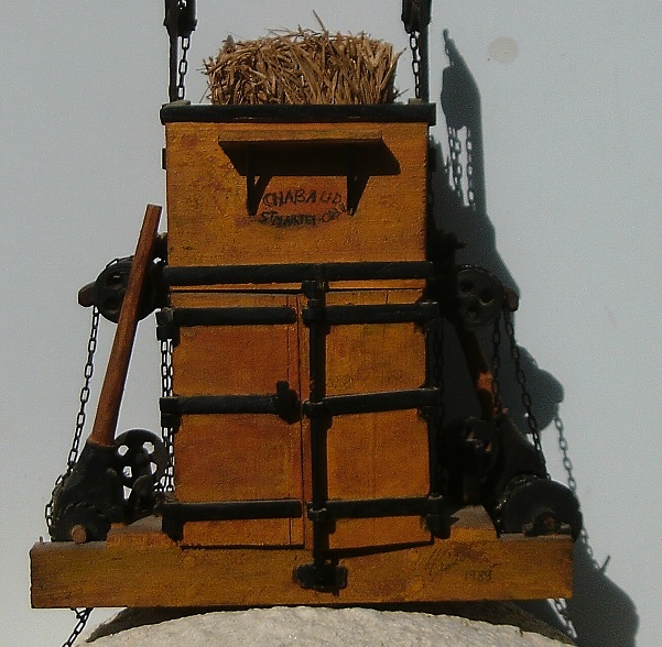 Maquette de presse a bras pour le foin et la paille 